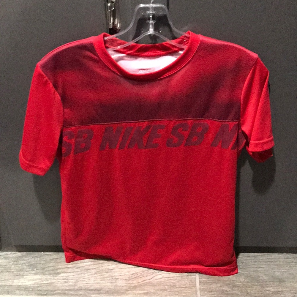 Boys Nike shirt